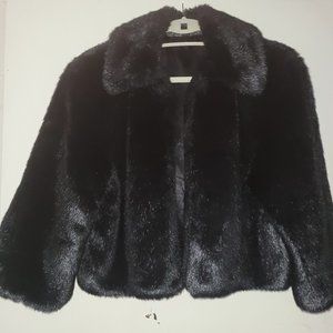 Faux fur waist blk jacket